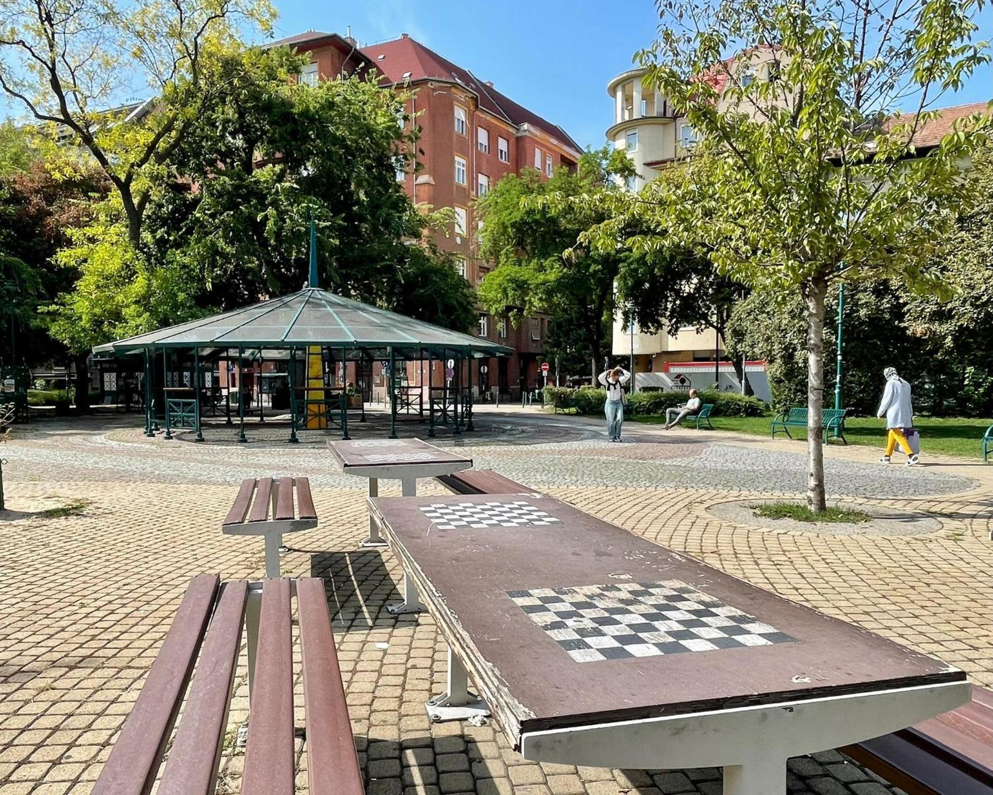 Green City Apartment Budapest - Free Garage, Ac, Balcony, Wi-Fi Dış mekan fotoğraf